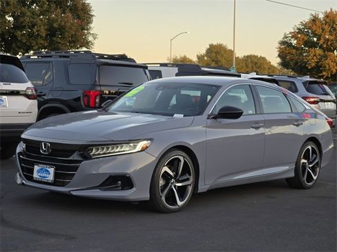 Used 2022 Honda Accord Sport image 8