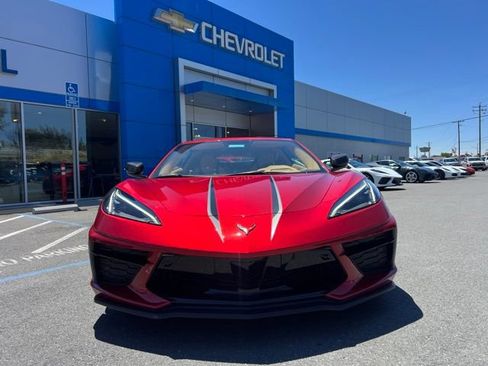 Used 2021 Chevrolet Corvette Stingray Premium Cpe w/ Z51 Performance Package RWD image 2