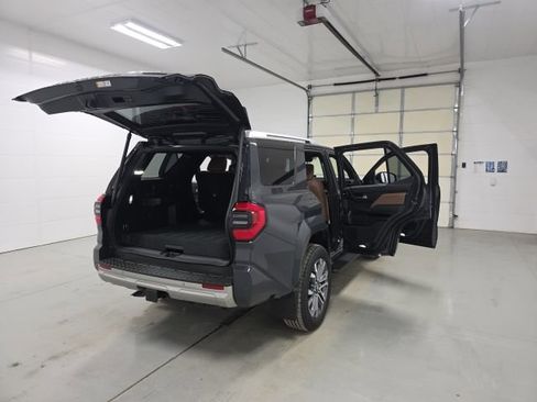 New 2026 Toyota 4Runner Limited AWD/4WD image 11