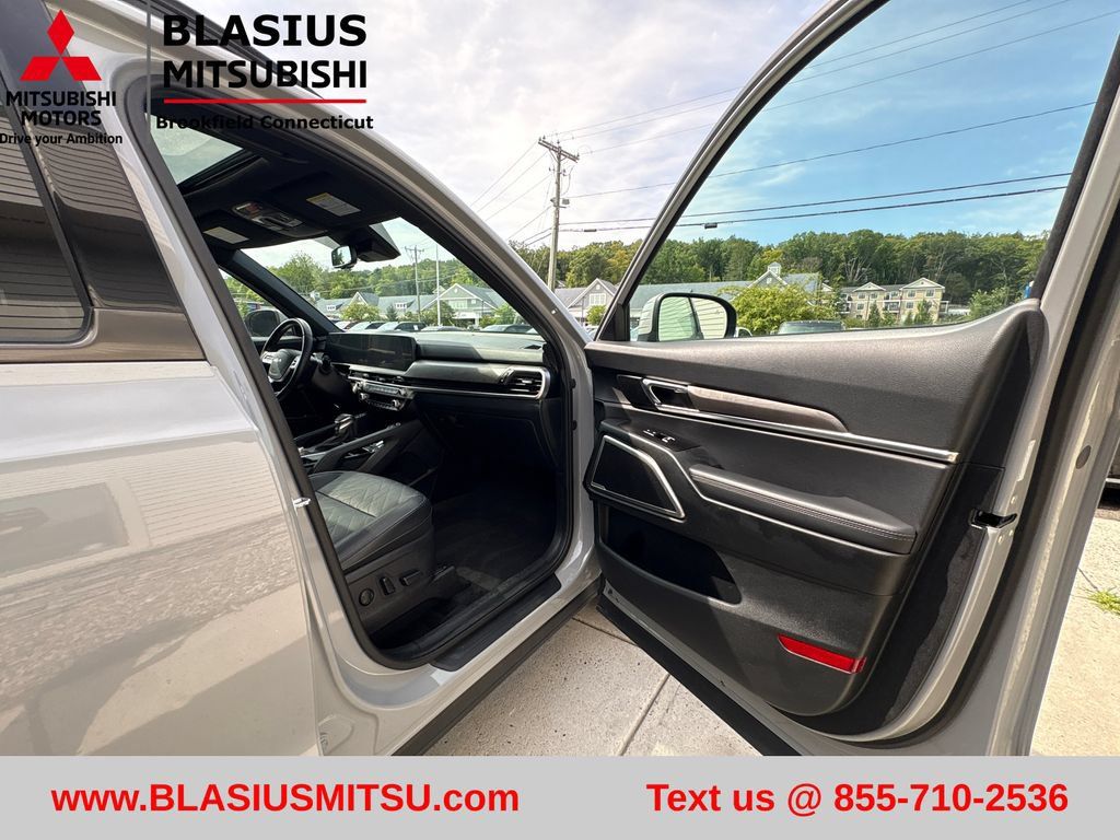 Used 2025 Kia Telluride EX X-Line AWD/4WD image 51