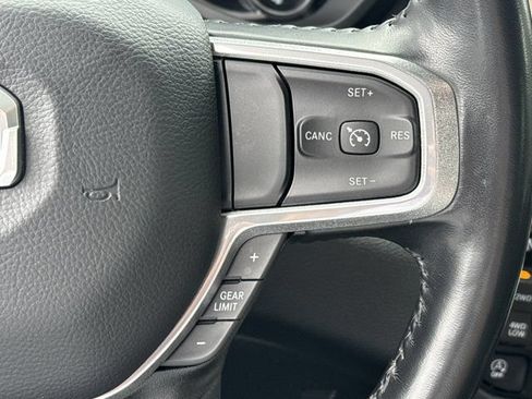 Used 2022 RAM 1500 Laramie AWD/4WD image 29