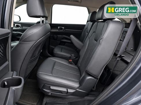 Used 2024 Kia Sorento EX FWD image 15