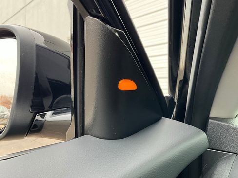 Used 2025 Nissan Altima 2.5 SR image 20