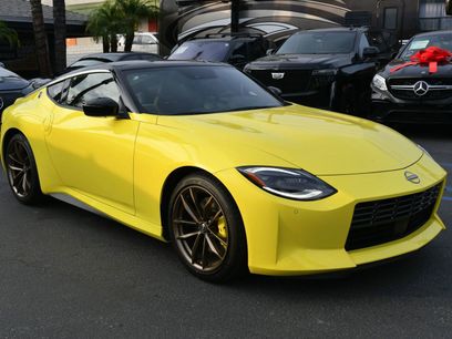 Used 2023 Nissan Z w/ Floor Mat Package (L93)