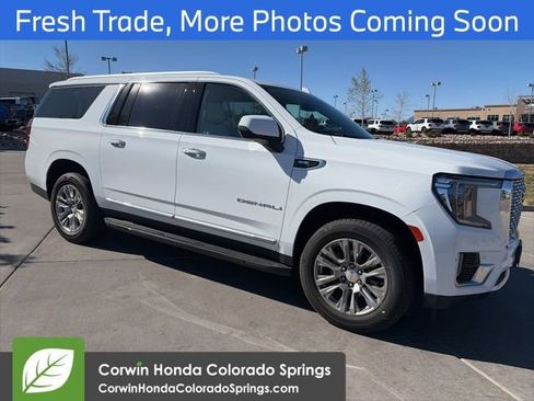 Used 2023 GMC Yukon XL Denali image 1