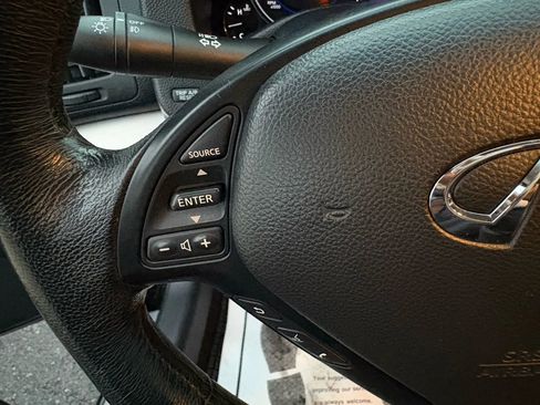 Used 2011 INFINITI G37 x Sedan w/ Premium Pkg image 13