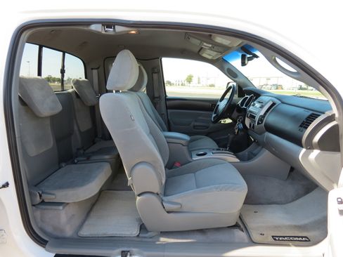 Used 2009 Toyota Tacoma 2WD Access Cab image 32