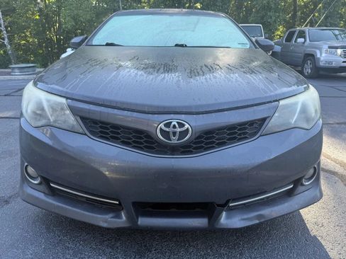 Used 2013 Toyota Camry SE w/ Leather Pkg FWD image 6