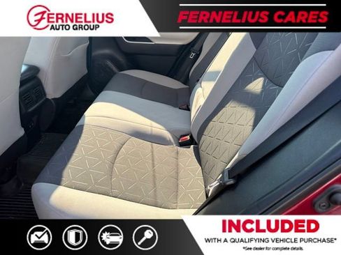 Used 2020 Toyota RAV4 XLE w/ Convenience Package AWD/4WD image 8