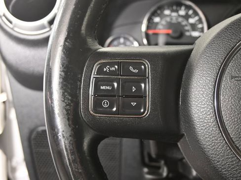 Used 2012 Jeep Wrangler Sahara w/ Dual Top Group image 31