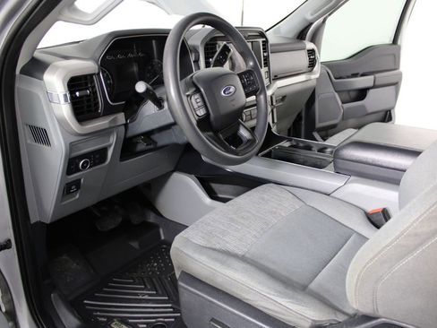 Used 2022 Ford F150 XLT w/ Trailer Tow Package AWD/4WD image 16