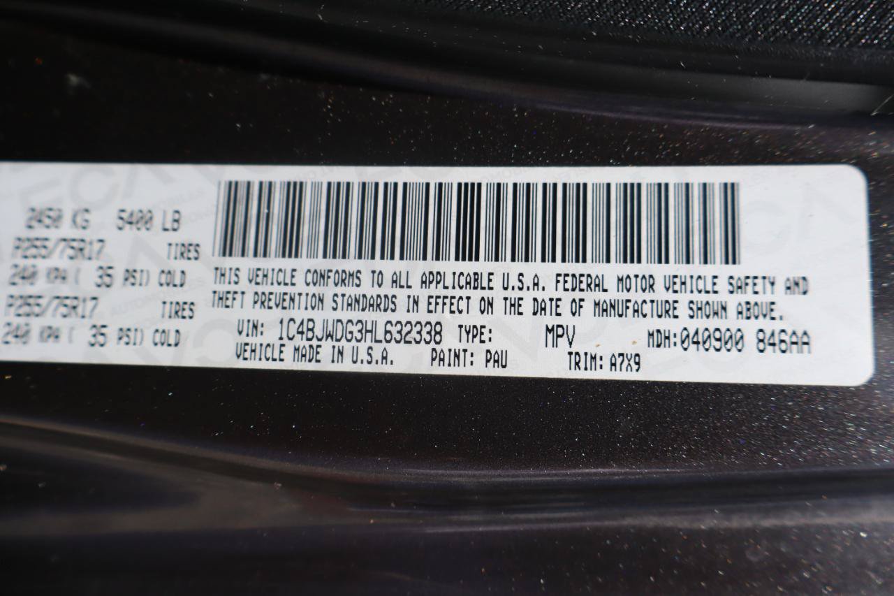 Used 2017 Jeep Wrangler Unlimited Sport w/ Quick Order Package 24S AWD/4WD image 33