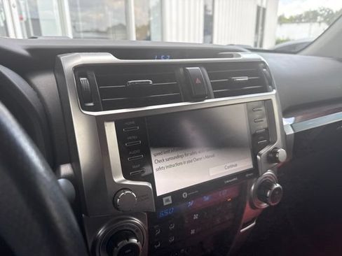 Used 2021 Toyota 4Runner Limited AWD/4WD image 38
