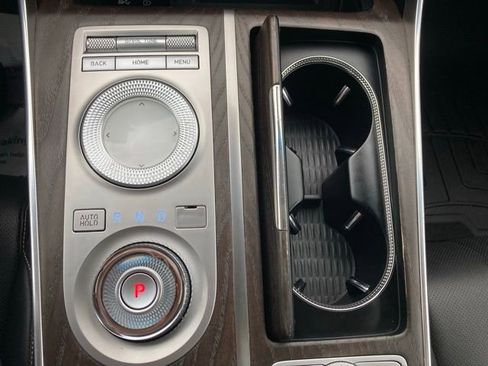 Used 2021 Genesis GV80 2.5T AWD/4WD image 38