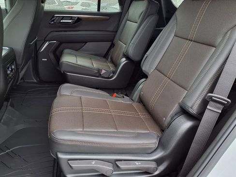 New 2026 Chevrolet Tahoe High Country image 18