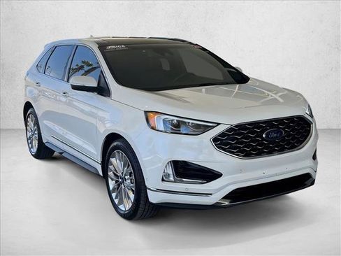 Used 2020 Ford Edge Titanium w/ Equipment Group 301A AWD/4WD image 6
