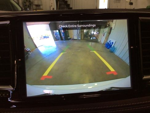 Used 2024 Chrysler Pacifica Limited w/ Trailer Tow Group image 34