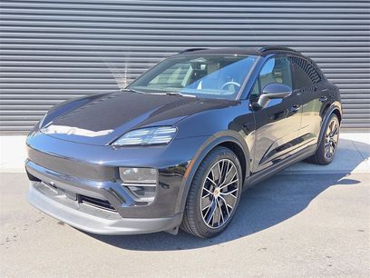 New 2025 Porsche Macan 4S Electric