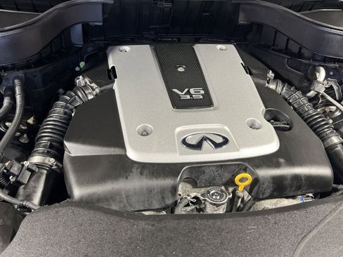 Used 2012 INFINITI FX35 AWD w/ Premium Pkg image 30