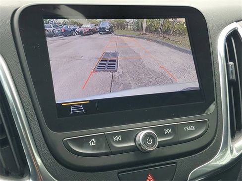 Used 2021 Chevrolet Equinox Premier image 25