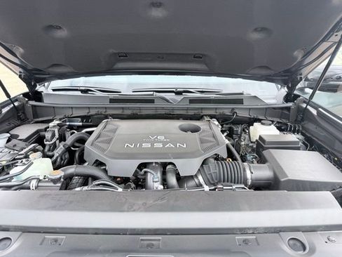 New 2026 Nissan Armada SL w/ Captain's Chari Seat Package image 10