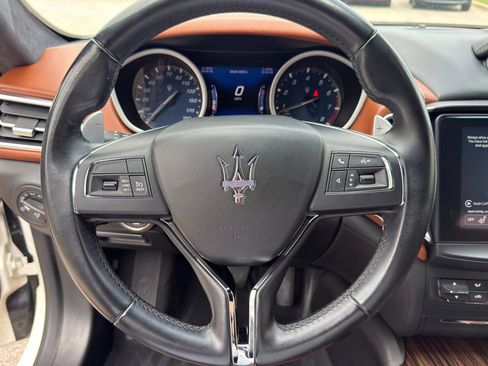 Used 2018 Maserati Ghibli S GranLusso AWD/4WD image 18