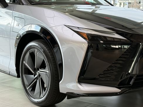 New 2026 Lexus RZ 450e AWD w/ Luxury Package image 4