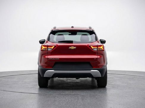 Used 2025 Chevrolet TrailBlazer LT image 7