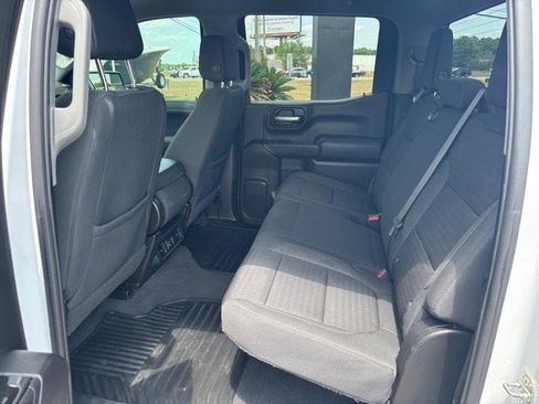 Used 2020 Chevrolet Silverado 1500 LT w/ Texas Edition AWD/4WD image 13