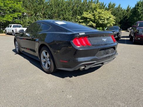 Used 2019 Ford Mustang Coupe RWD image 5