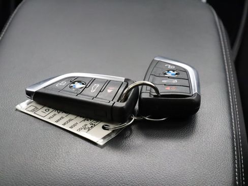 Used 2023 BMW X4 xDrive30i w/ Premium Package AWD/4WD image 19