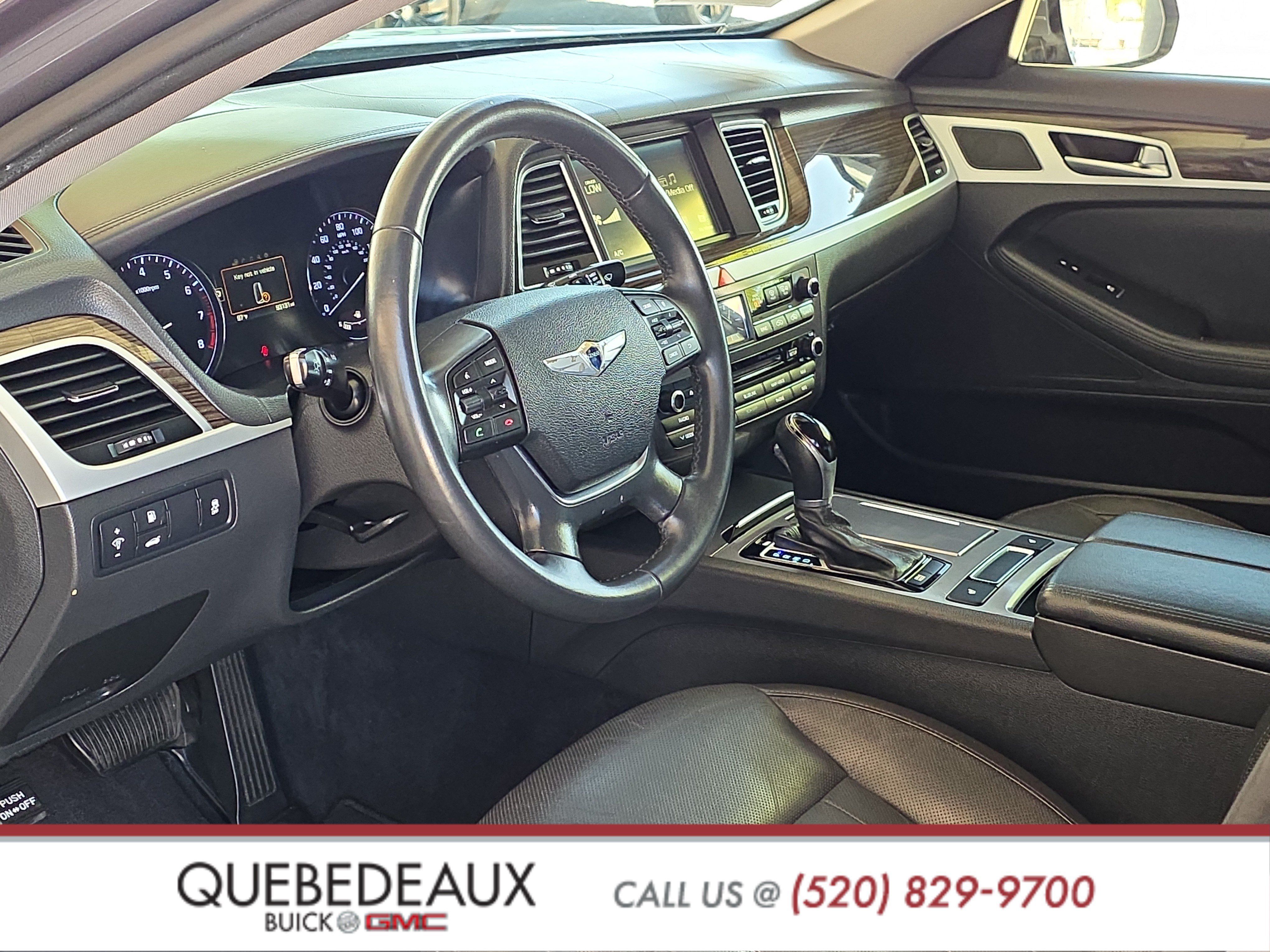 Used 2015 Hyundai Genesis 3.8 RWD image 10