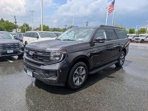 New 2027 Ford Expedition Max Active AWD/4WD image 4