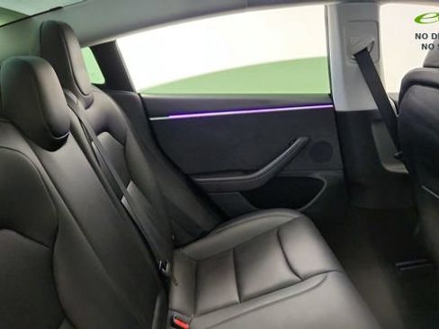 Used 2025 Tesla Model 3 Long Range AWD/4WD image 37