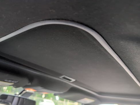 Used 2015 Ford Expedition Platinum RWD image 30