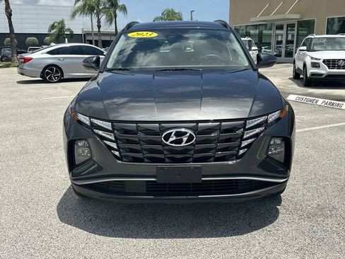 Certified 2023 Hyundai Tucson SEL FWD image 3