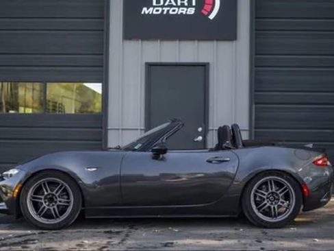 Used 2016 MAZDA MX-5 Miata Club image 4