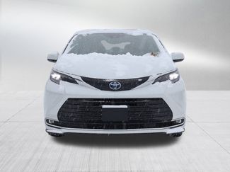 Used 2024 Toyota Sienna XLE video 2