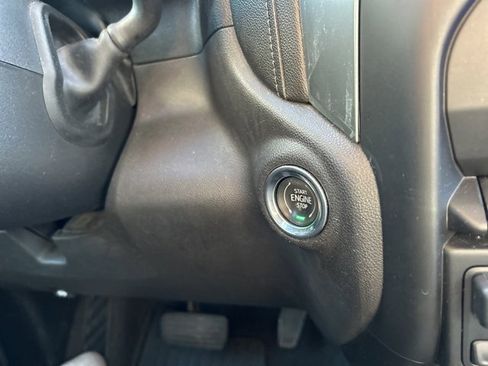 Used 2020 Chevrolet Silverado 1500 RST w/ Texas Edition image 29