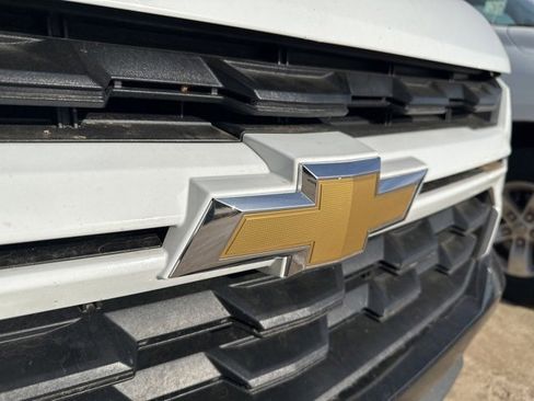 Used 2022 Chevrolet Colorado LT w/ Fleet Safety Package image 10