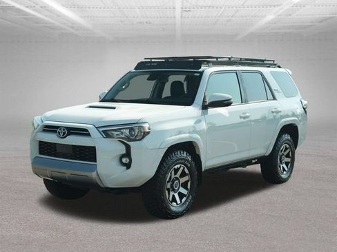 Used 2021 Toyota 4Runner TRD Off-Road Premium w/ Moonroof Package AWD/4WD image 3