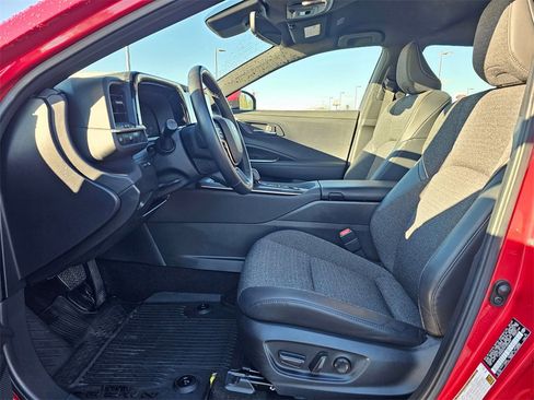 Used 2023 Toyota Crown XLE image 19