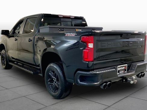 Used 2022 Chevrolet Silverado 1500 LT Trail Boss w/ Convenience Package II AWD/4WD image 11