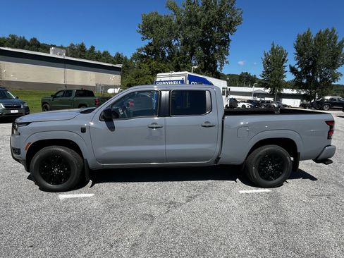 New 2026 Nissan Frontier SV AWD/4WD image 4
