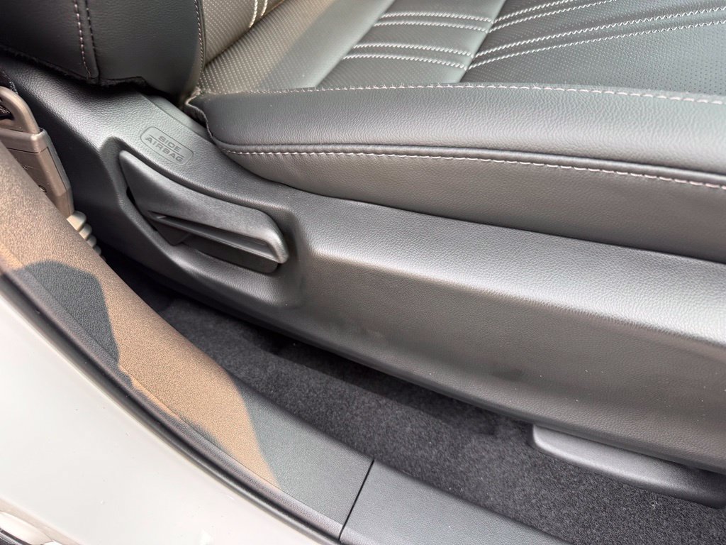 New 2027 Honda HR-V EX-L image 40