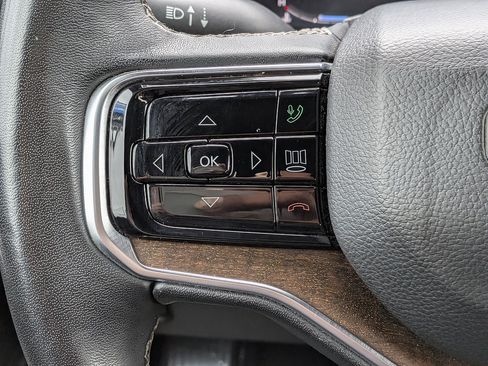 Used 2024 Jeep Grand Wagoneer L 4WD image 25