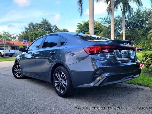 Used 2024 Kia Forte LXS image 7