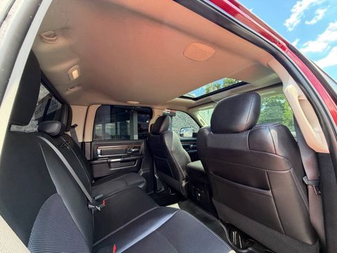 Used 2015 RAM 1500 Laramie AWD/4WD image 24