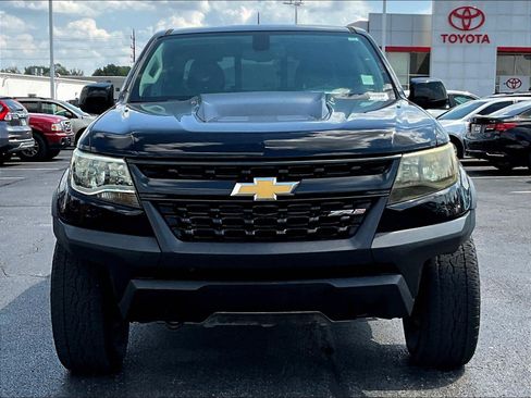 Used 2018 Chevrolet Colorado ZR2 w/ ZR2 Midnight Special Edition AWD/4WD image 2