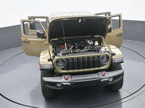 New 2026 Jeep Gladiator Rubicon w/ Steel Power Dome Hood Package AWD/4WD image 67